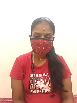 Tamil Yalini12 online show from 10/29/25, 01:57