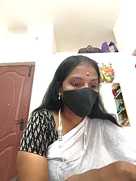 Tamil Yalini12 online show from 04/05/26, 03:20