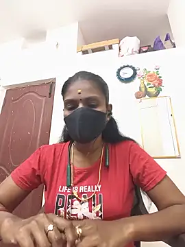 Tamil Yalini12 online show from 05/18/26, 04:13