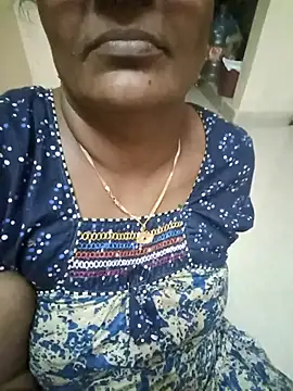 Snapshot of Nalini_telugu chatting on 09/20/25, 05:36 Nalini telugu online show from 09/20/25, 05:36