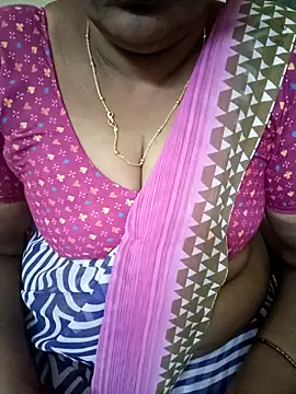 Snapshot of Nalini_telugu chatting on 10/05/25, 02:48 Nalini telugu online show from 10/05/25, 02:48