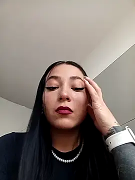  Luna-1 online show from 11/22/25, 06:40