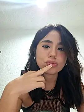 Akane24 online show from 09/27/25, 01:32