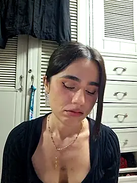 Akane24 online show from 10/26/25, 03:23