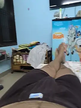 Snapshot of LoudGear22 chatting on 06/30/26, 03:18 LoudGear22 online show from 06/30/26, 03:18