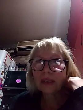 Snapshot of beautifulsexy69_2023 chatting on 09/21/25, 02:57 beautifulsexy69 2023 online show from 09/21/25, 02:57