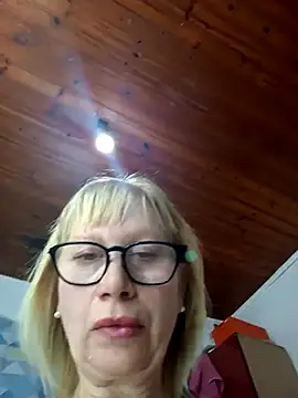 Snapshot of beautifulsexy69_2023 chatting on 09/29/25, 01:00 beautifulsexy69 2023 online show from 09/29/25, 01:00