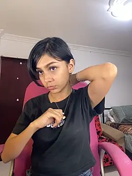 xoxo milk online show from 11/20/25, 04:07