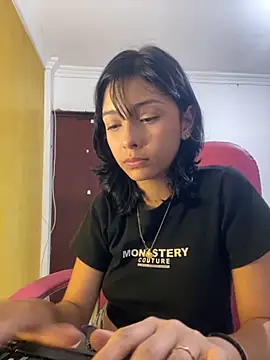 xoxo milk online show from 11/30/25, 12:03