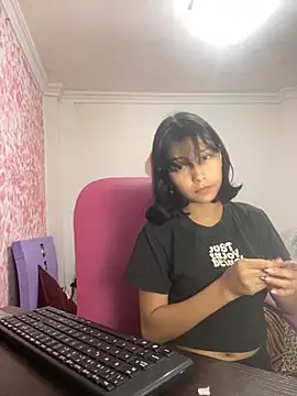 xoxo milk online show from 02/15/26, 01:35