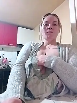 Mommygetnaughty online show from 12/21/25, 04:03