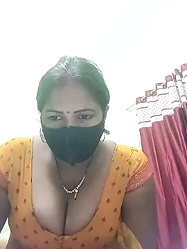 Snapshot of School_medam chatting on 09/21/25, 03:35 School medam online show from 09/21/25, 03:35