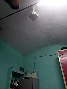 Snapshot of School_medam chatting on 09/22/25, 08:49 School medam online show from 09/22/25, 08:49