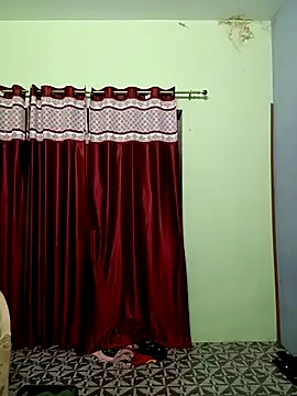 Snapshot of School_medam chatting on 10/15/25, 03:45 School medam online show from 10/15/25, 03:45