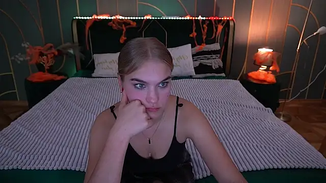 AlinaLiii online show from 11/03/25, 02:40