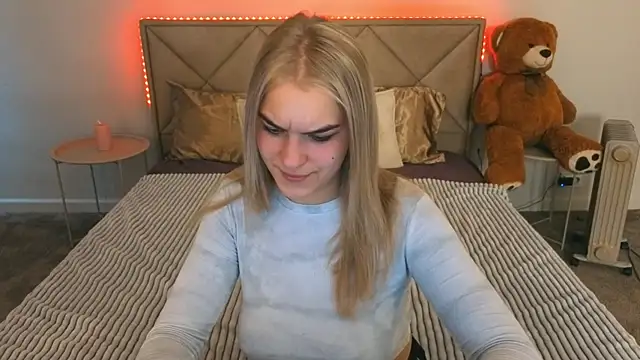 AlinaLiii online show from 03/31/26, 12:38