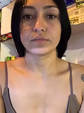 milk-love1226 online show from 10/29/25, 05:58