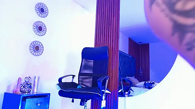 Dafne  Ruiz online show from 10/03/25, 02:14