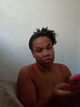 Snapshot of PrettahSantos chatting on 07/03/26, 12:22 PrettahSantos online show from 07/03/26, 12:22