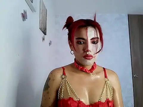 Snapshot of mariposa_skye chatting on 10/31/25, 03:02 mariposa skye online show from 10/31/25, 03:02