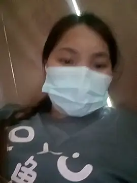 Snapshot of baby-linh001 chatting on 09/23/25, 08:06 baby-linh001 online show from 09/23/25, 08:06