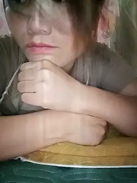 Snapshot of baby-linh001 chatting on 09/24/25, 09:12 baby-linh001 online show from 09/24/25, 09:12