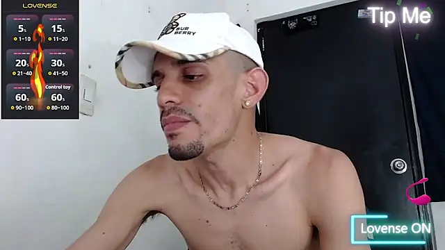 LATINO27CM online show from 12/13/25, 08:14