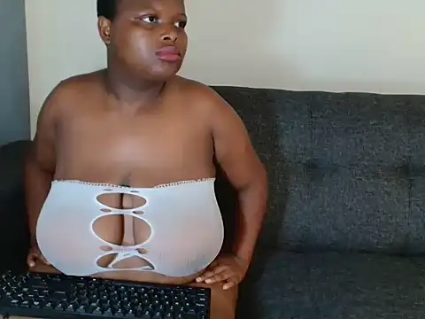 bigboobsHUNNY online show from 09/26/25, 03:05