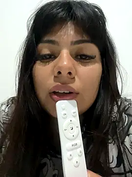 Snapshot of Bulma04 chatting on 11/20/25, 11:15 Bulma04 online show from 11/20/25, 11:15