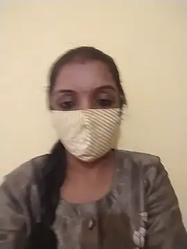 Snapshot of Tamil_Swathi chatting on 07/16/26, 12:33 Tamil Swathi online show from 07/16/26, 12:33