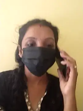 Snapshot of Tamil_Swathi chatting on 07/18/26, 11:25 Tamil Swathi online show from 07/18/26, 11:25