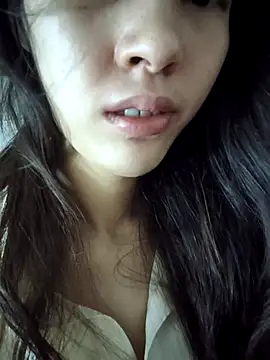 Hana-xinh online show from 10/01/25, 06:19