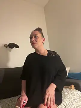 Reine du Vice84 online show from 02/06/26, 07:02