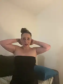 Reine du Vice84 online show from 02/06/26, 09:40