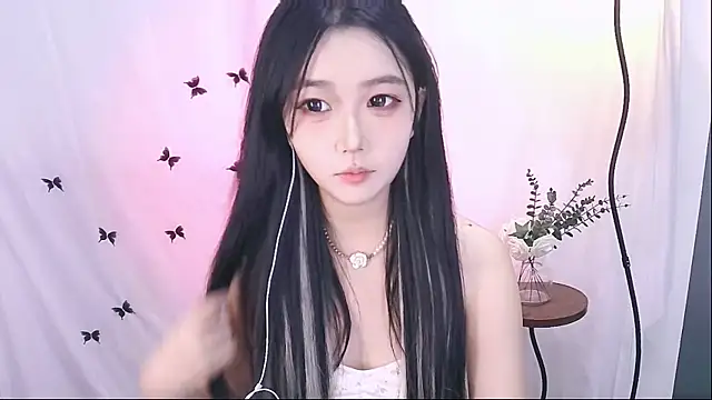 Miao-Maimiao online show from 12/03/25, 12:58