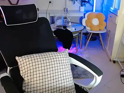 niel cumshow online show from 12/19/25, 08:16