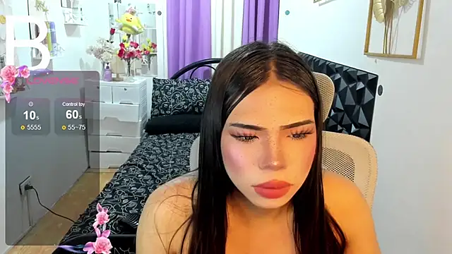 Lovely naughtyLeii online show from 11/18/25, 05:28