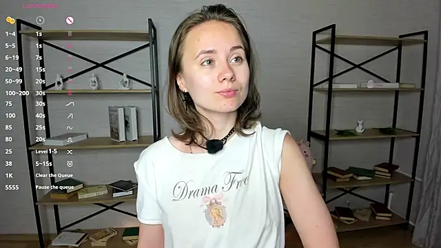 Snapshot of Crysta1Eva_ chatting on 07/04/26, 07:31 Crysta1Eva online show from 07/04/26, 07:31