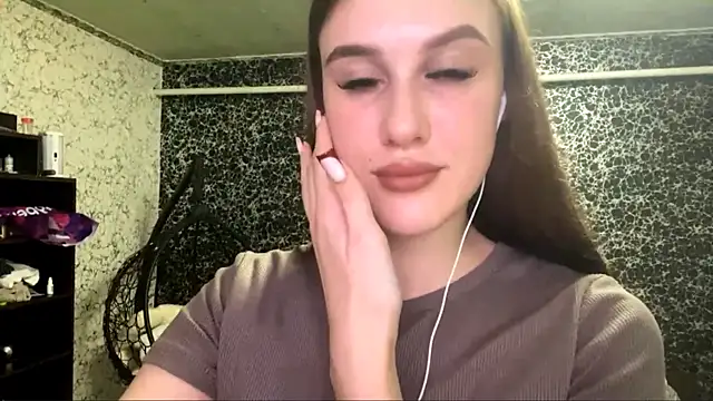 RanaBostel online show from 10/16/25, 07:37