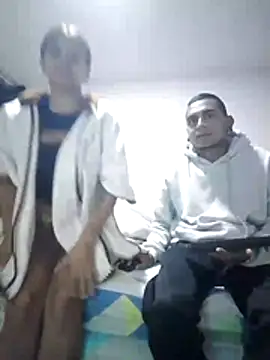 Carlandelli1 online show from 12/05/25, 03:26