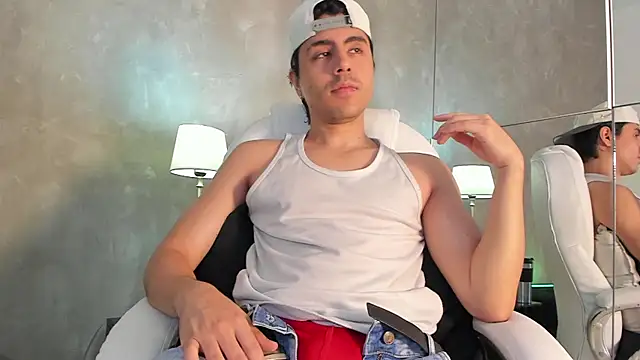 dylan cross  online show from 11/25/25, 11:21