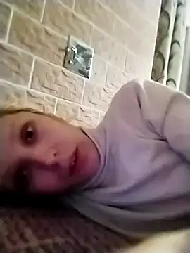 Ponka2011 online show from 10/06/25, 05:38