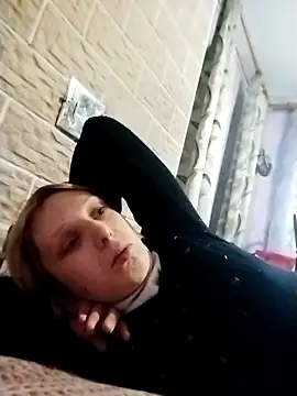 Ponka2011 online show from 11/27/25, 06:37