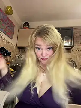 Sweet-blonde online show from 10/10/25, 11:15