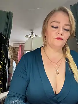 Sweet-blonde online show from 04/16/26, 11:22