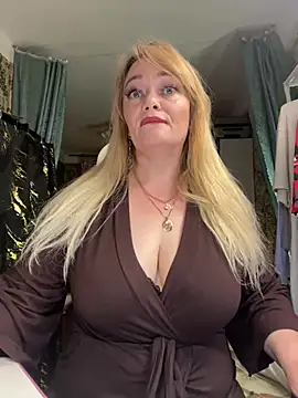 Sweet-blonde online show from 07/14/26, 10:59