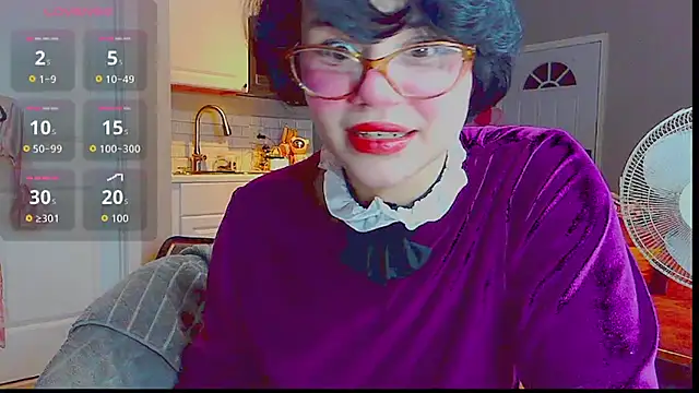 LunaMilav online show from 10/04/25, 02:31