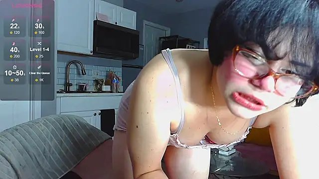 LunaMilav online show from 10/08/25, 02:53
