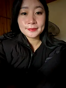 violet-00 online show from 10/22/25, 01:17