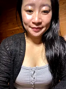 violet-00 online show from 11/05/25, 03:12